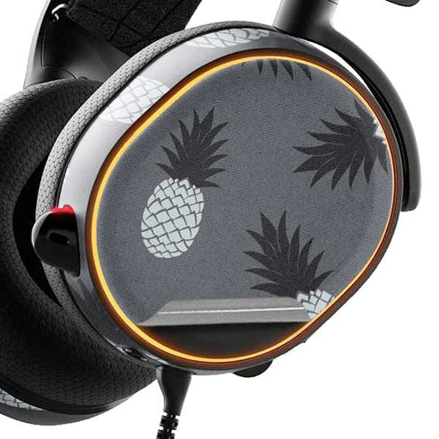 Black and White Pineapples SteelSeries Arctis 3 Skin